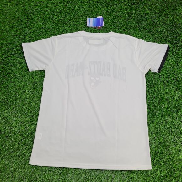 Bad-Badtz-Maru Sanrio Shirt Womens XL 21x27 White Penguin - Picture 2 of 13